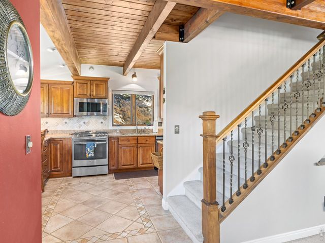 1705 Hummingbird Dr, Estes Park, CO 80517