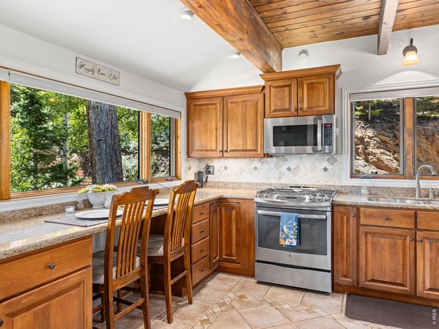 1705 Hummingbird Dr, Estes Park, CO 80517