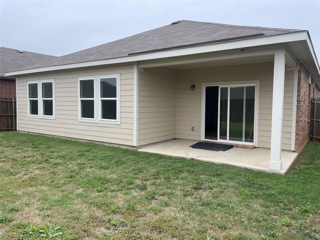 5621 Mcmahan Lane, Fort Worth, TX 76036