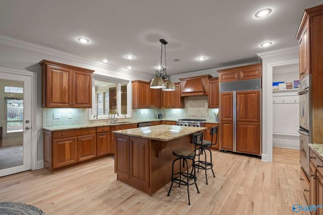 141 Brooks Circle, Brownsboro, AL 35741