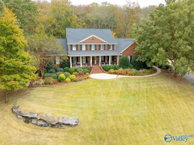 141 Brooks Circle, Brownsboro, AL 35741