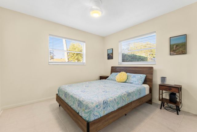 630 Allen Avenue B, Delray Beach, FL 33483