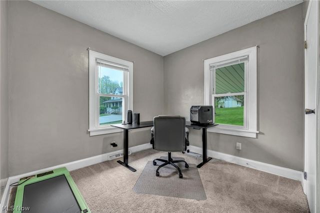 6854 Hillway Avenue NW, North Canton, OH 44720