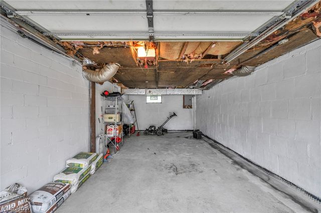 6854 Hillway Avenue NW, North Canton, OH 44720
