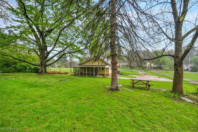 6854 Hillway Avenue NW, North Canton, OH 44720