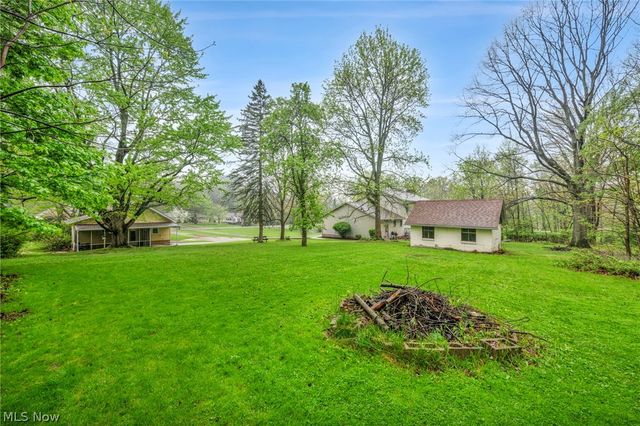 6854 Hillway Avenue NW, North Canton, OH 44720