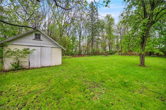 6854 Hillway Avenue NW, North Canton, OH 44720