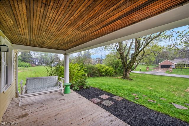 6854 Hillway Avenue NW, North Canton, OH 44720