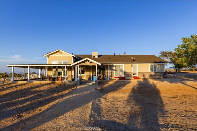 35655 52nd Street E, Palmdale, CA 93552