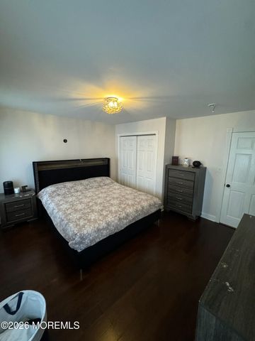 5 Willow Avenue, Matawan, NJ 07747