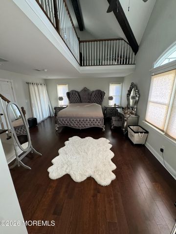 5 Willow Avenue, Matawan, NJ 07747