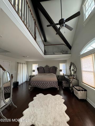 5 Willow Avenue, Matawan, NJ 07747