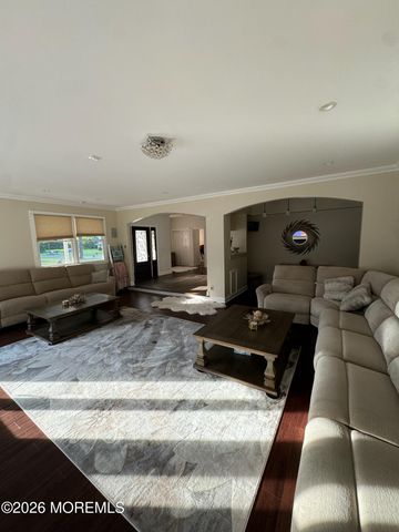 5 Willow Avenue, Matawan, NJ 07747