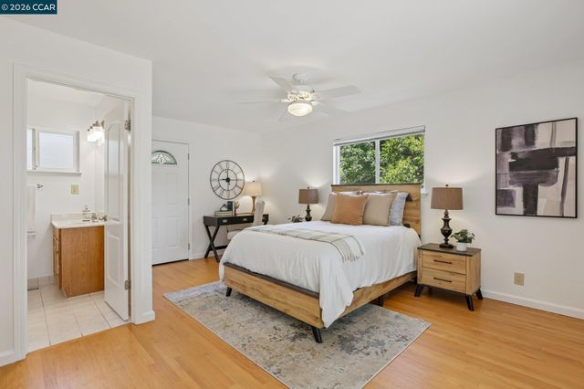 8 Bristol Ct, Pleasant Hill, CA 94523