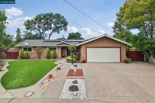 8 Bristol Ct, Pleasant Hill, CA 94523