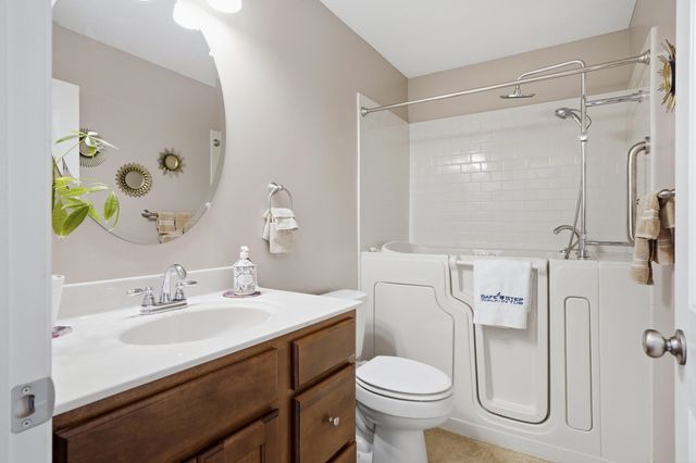 7630 GOLDEN WILLOW DR, Columbia, MO 65202