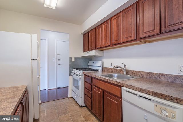 538 WILSON BRIDGE DR #6739 C1, Oxon Hill, MD 20745