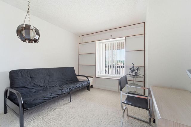 6519 Chasewood Drive E, Jupiter, FL 33458