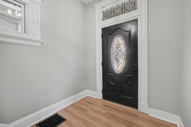 335 E 17th Street, Covington, KY 41014