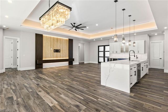 3906 SW 6th TER, Cape Coral, FL 33991