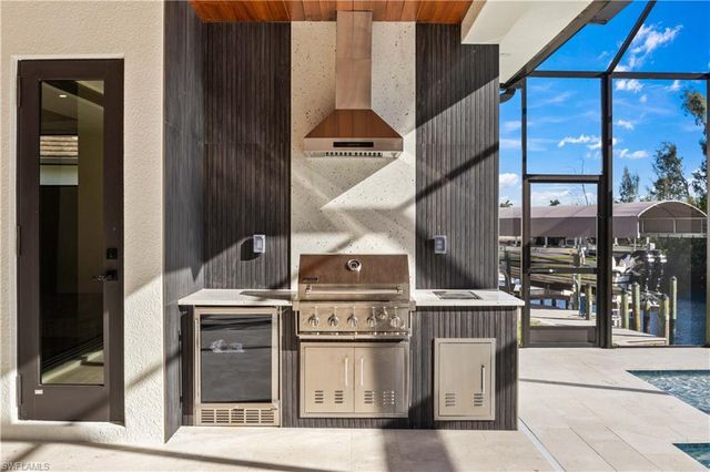 3906 SW 6th TER, Cape Coral, FL 33991