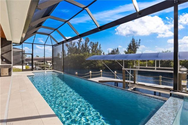 3906 SW 6th TER, Cape Coral, FL 33991