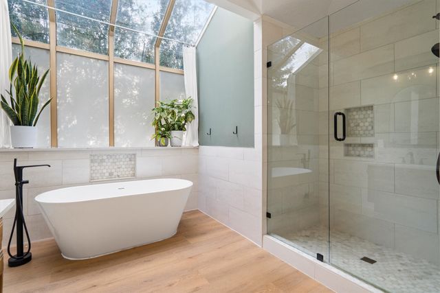 1636 Crooked Creek Drive, Carrollton, TX 75007