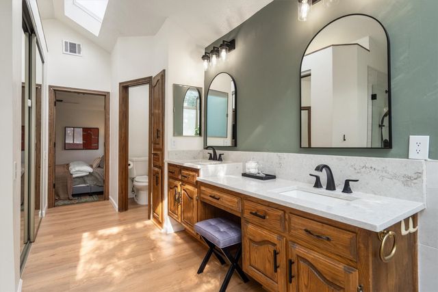 1636 Crooked Creek Drive, Carrollton, TX 75007