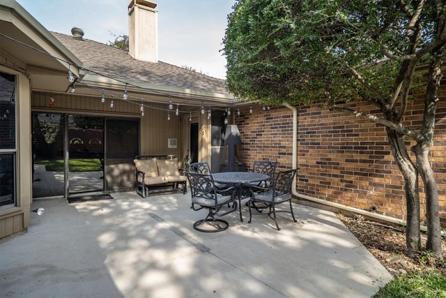 1636 Crooked Creek Drive, Carrollton, TX 75007