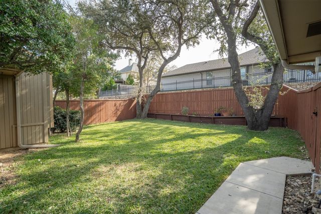 1636 Crooked Creek Drive, Carrollton, TX 75007