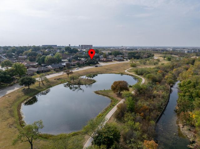 1636 Crooked Creek Drive, Carrollton, TX 75007