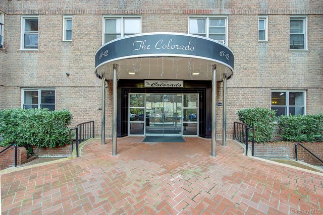 67-12 Yellowstone Boulevard D9, Forest Hills, NY 11375