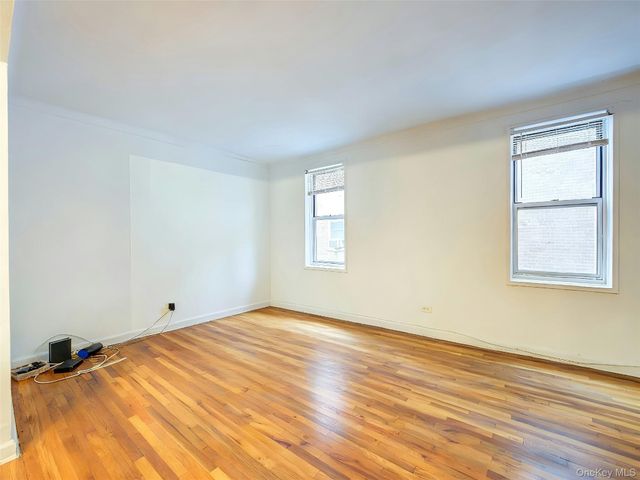 67-12 Yellowstone Boulevard D9, Forest Hills, NY 11375