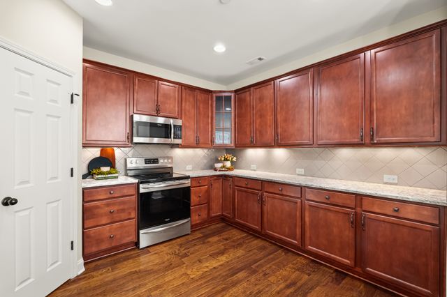 639 Weybridge Dr, Nolensville, TN 37135