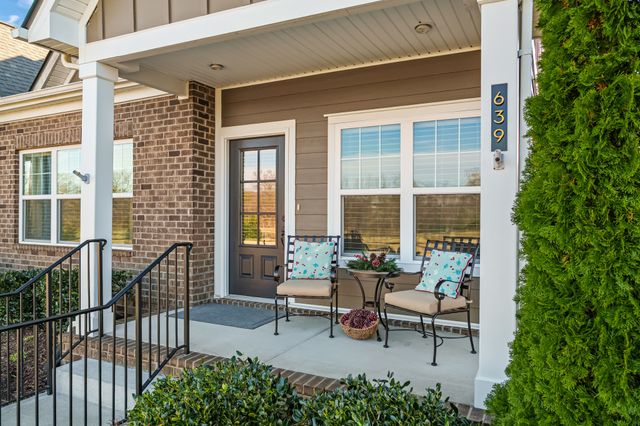 639 Weybridge Dr, Nolensville, TN 37135