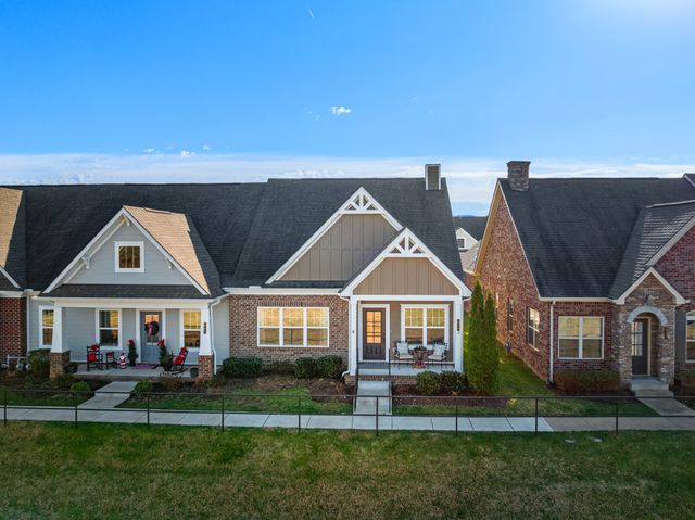 639 Weybridge Dr, Nolensville, TN 37135