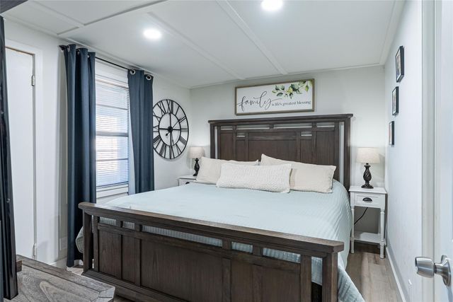 11010 3rd ST, Jonestown, TX 78645