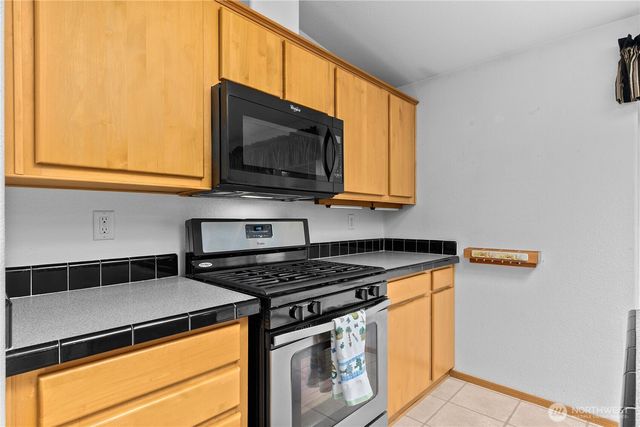 18437 Elderberry Street SW, Rochester, WA 98579