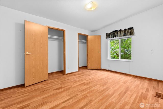 18437 Elderberry Street SW, Rochester, WA 98579