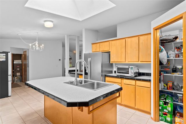 18437 Elderberry Street SW, Rochester, WA 98579