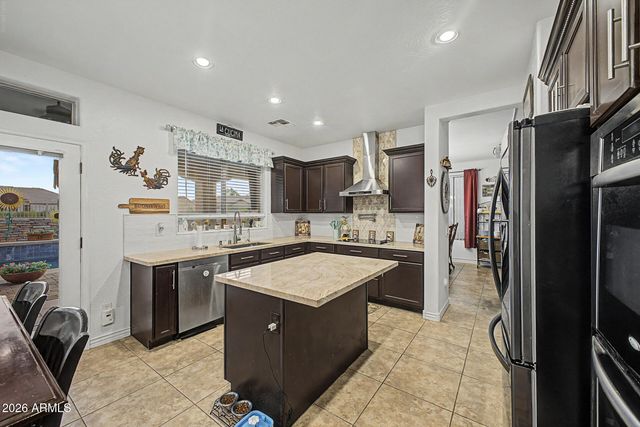 18167 W WIND SONG Avenue, Goodyear, AZ 85338
