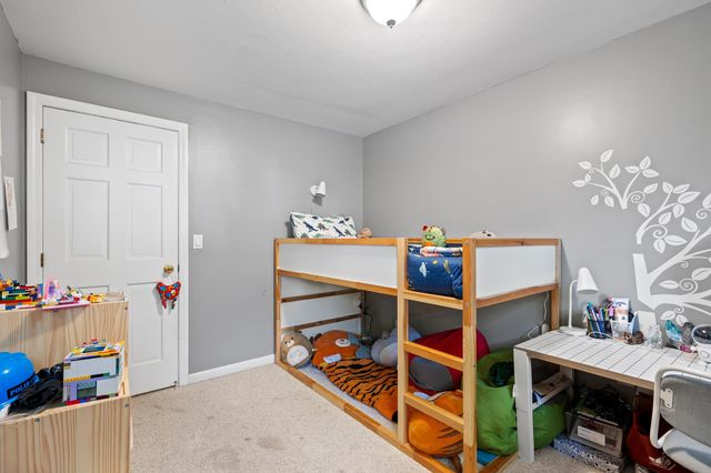 38 Monza Road, Nashua, NH 03064