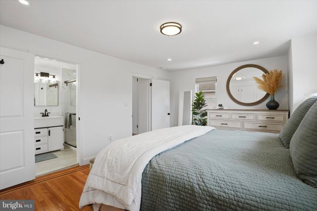 90 GREENFIELD AVE, Ardmore, PA 19003