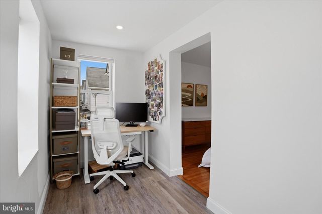 90 GREENFIELD AVE, Ardmore, PA 19003