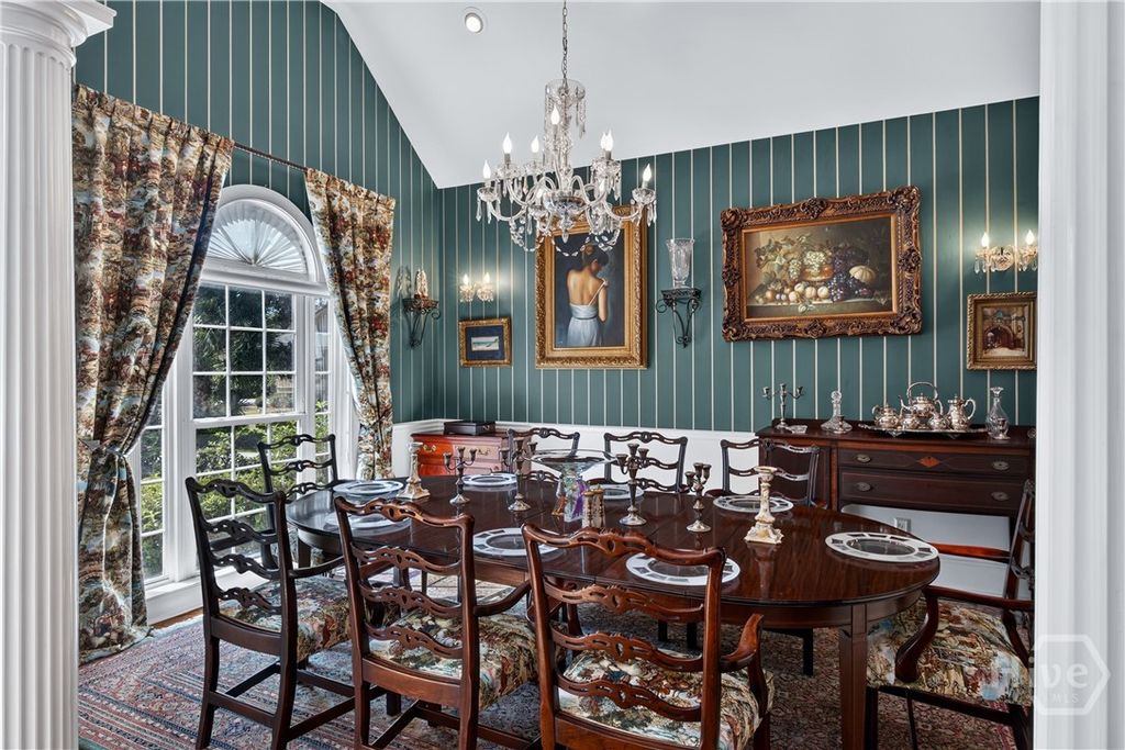 Image 10 of property listing at 2 Parsons Lane, Savannah, GA 31411