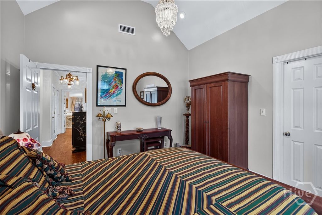 Image 40 of property listing at 2 Parsons Lane, Savannah, GA 31411