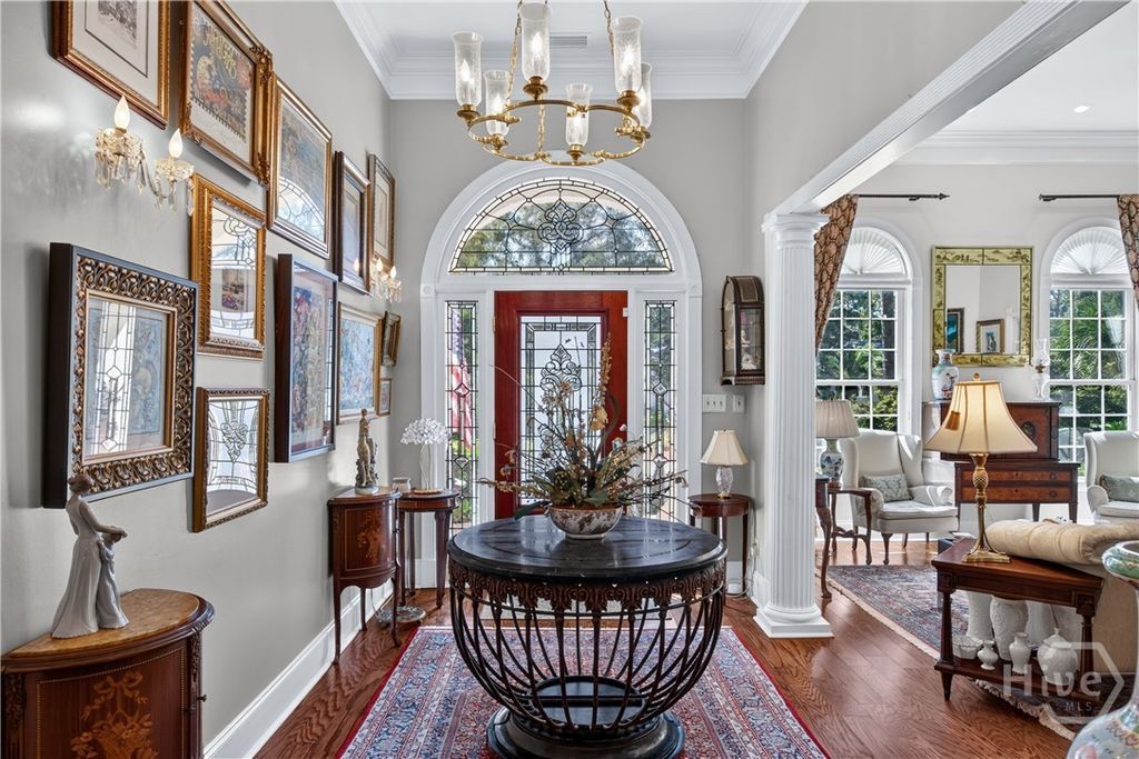 Image 5 of property listing at 2 Parsons Lane, Savannah, GA 31411