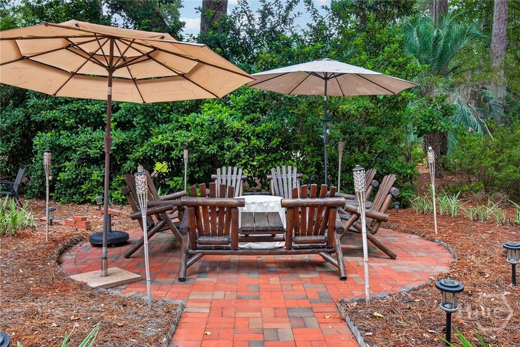 Image 54 of property listing at 2 Parsons Lane, Savannah, GA 31411