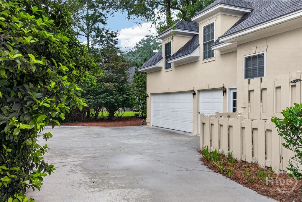 Image 57 of property listing at 2 Parsons Lane, Savannah, GA 31411