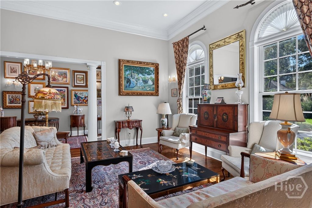 Image 7 of property listing at 2 Parsons Lane, Savannah, GA 31411